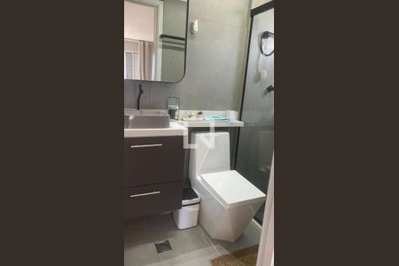 Banheiro de apartamento para alugar com 2 quartos, 50m² em Vila Augusta, Guarulhos