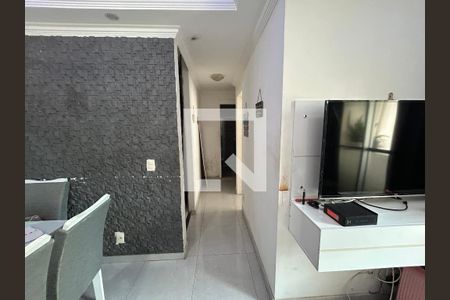 Corredor de apartamento para alugar com 2 quartos, 43m² em Pavuna, Nilópolis