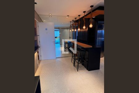 Sala de apartamento para alugar com 1 quarto, 55m² em Pinheiros, São Paulo