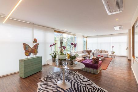 Sala de apartamento à venda com 3 quartos, 235m² em Itaim Bibi, São Paulo