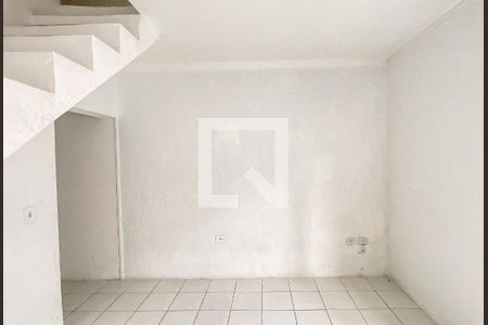 Salam de casa de condomínio para alugar com 2 quartos, 60m² em Cidade Patriarca, São Paulo