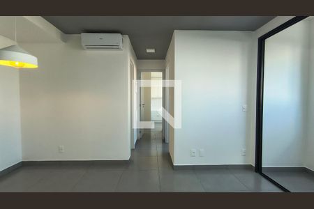 Sala de apartamento para alugar com 2 quartos, 56m² em Barra Olímpica, Rio de Janeiro