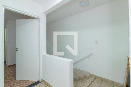 Corredor Superior de casa para alugar com 3 quartos, 160m² em Jardim Rincão, São Paulo