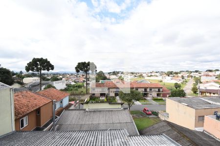 Vista da Sala/Cozinha de apartamento para alugar com 1 quarto, 38m² em Cajuru, Curitiba