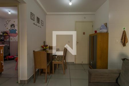 Sala de apartamento para alugar com 2 quartos, 43m² em Jardim da Gloria, Cotia