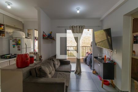 Sala de apartamento para alugar com 2 quartos, 43m² em Jardim da Gloria, Cotia