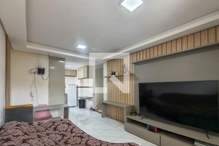 Sala de casa de condomínio para alugar com 2 quartos, 80m² em Vila Caiçara, Praia Grande