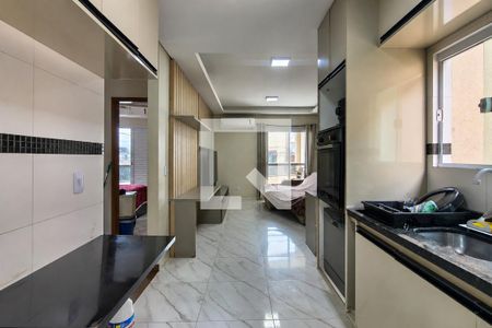 Sala de casa de condomínio para alugar com 2 quartos, 80m² em Vila Caiçara, Praia Grande