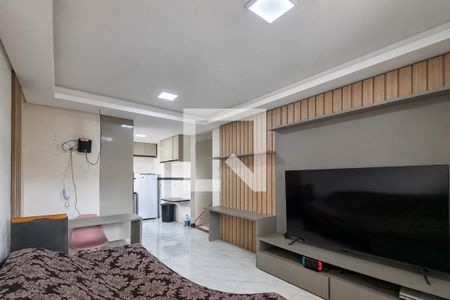 Sala de casa de condomínio para alugar com 2 quartos, 80m² em Vila Caiçara, Praia Grande