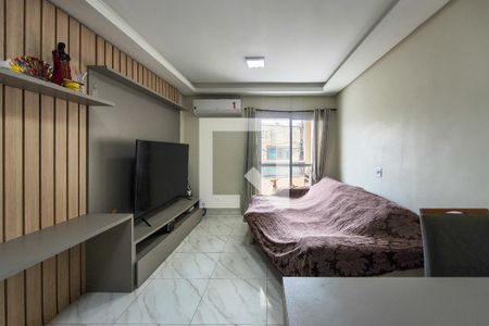 Sala de casa de condomínio para alugar com 2 quartos, 80m² em Vila Caiçara, Praia Grande