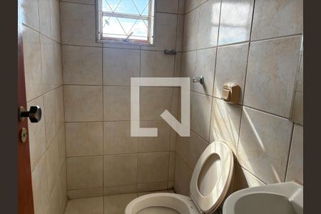 Banheiro de casa à venda com 4 quartos, 130m² em Anhangüera, Goiânia