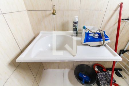Banheiro da Suíte/Área de Serviço de casa para alugar com 2 quartos, 50m² em Cidade Líder, São Paulo
