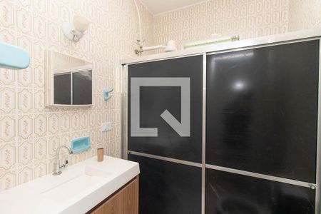 Banheiro de casa para alugar com 2 quartos, 100m² em Vila Gustavo, São Paulo