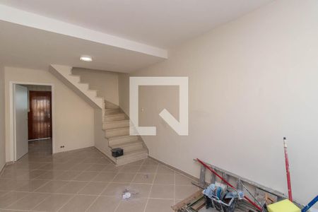 Sala de casa para alugar com 2 quartos, 100m² em Vila Gustavo, São Paulo