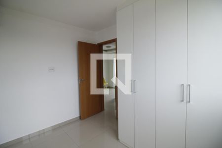 Quarto 1 de apartamento para alugar com 2 quartos, 50m² em Taquara, Rio de Janeiro