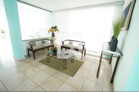 Apartamento para alugar com 3 quartos, 72m² em Setor Bueno, Goiânia