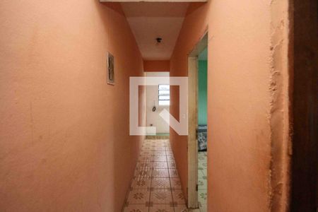 Corredor de casa à venda com 2 quartos, 105m² em Jardim Angela (zona Leste), São Paulo