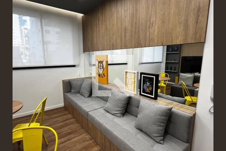 Apartamento à venda com 3 quartos, 68m² em Vila Clementino, São Paulo