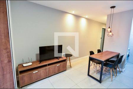 Sala/Quarto de kitnet/studio para alugar com 1 quarto, 31m² em Santo Cristo, Rio de Janeiro