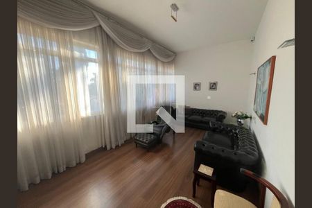 Casa à venda com 4 quartos, 630m² em Jardim das Paineiras, Campinas