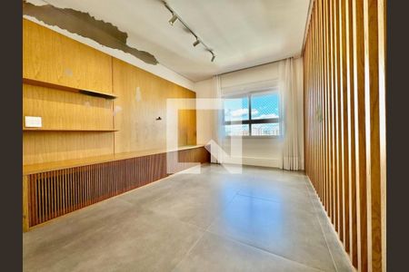 Apartamento à venda com 3 quartos, 213m² em Cambuí, Campinas