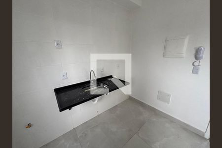Sala/cozinha de apartamento para alugar com 1 quarto, 30m² em Cidade Antônio Estêvão de Carvalho, São Paulo