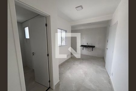 Sala/cozinha de apartamento para alugar com 1 quarto, 30m² em Cidade Antônio Estêvão de Carvalho, São Paulo