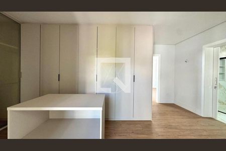 Casa de Condomínio à venda com 4 quartos, 559m² em Residencial Jatibela, Campinas