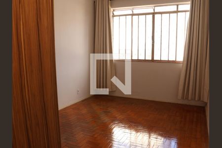 Quarto 2 de casa para alugar com 3 quartos, 100m² em Setor Central, Goiânia