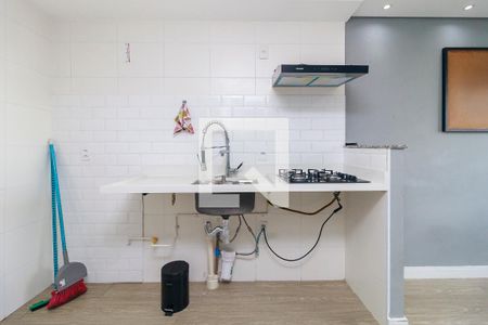 Cozinha de apartamento para alugar com 1 quarto, 27m² em Jardim Mirante, São Paulo