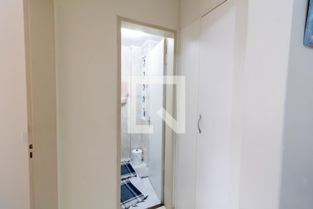 Corredor de apartamento para alugar com 2 quartos, 49m² em Praia de Belas, Porto Alegre