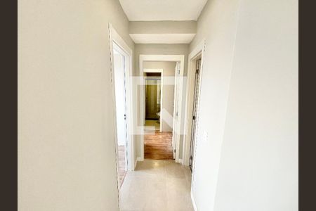 Corredor de apartamento para alugar com 2 quartos, 50m² em Vila Hebe, São Paulo