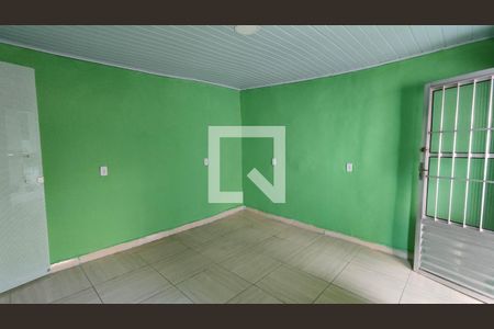 Quarto / Sala de casa para alugar com 1 quarto, 40m² em Vila Santa Helena, Poá
