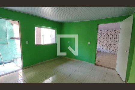 Quarto / Sala de casa para alugar com 1 quarto, 40m² em Vila Santa Helena, Poá