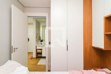 Quarto 1 de apartamento para alugar com 2 quartos, 34m² em Vila Norma, São Paulo