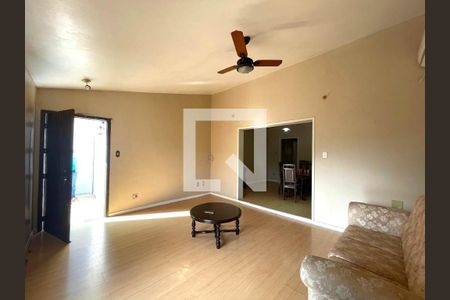 Casa à venda com 3 quartos, 180m² em Fião, São Leopoldo