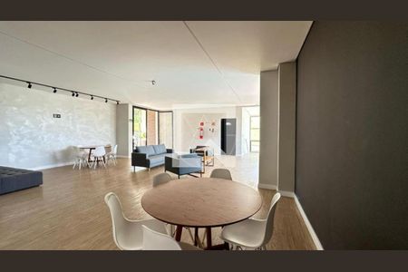 Apartamento à venda com 2 quartos, 65m² em Swiss Park, Campinas