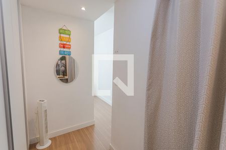 Closet da Suíte de apartamento à venda com 2 quartos, 61m² em Sagrada Família, Belo Horizonte