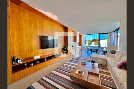 Casa de Condomínio à venda com 4 quartos, 530m² em Sousas, Campinas