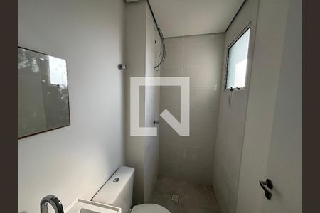 Banheiro  de apartamento para alugar com 2 quartos, 30m² em Cidade Antônio Estêvão de Carvalho, São Paulo