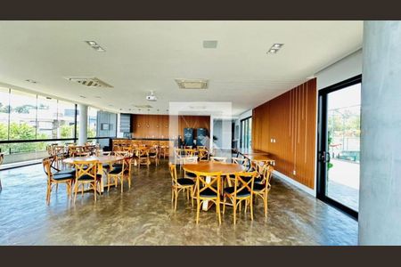 Casa de Condomínio à venda com 5 quartos, 440m² em Swiss Park, Campinas