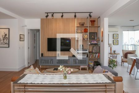 Sala e Varanda Gourmet de apartamento à venda com 4 quartos, 145m² em Vila Romana, São Paulo