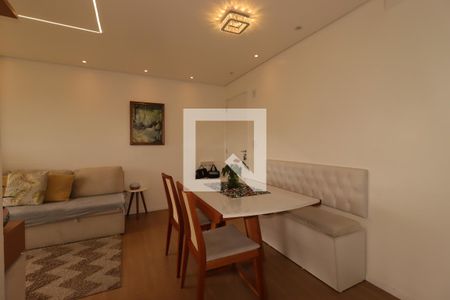 Sala de Jantar de apartamento à venda com 2 quartos, 54m² em Vila Scarpelli, Santo André