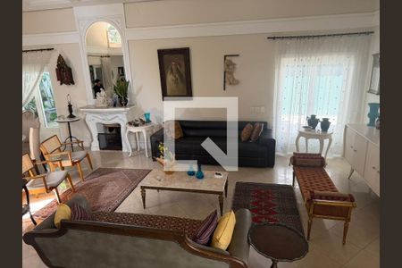 Sala  de casa à venda com 4 quartos, 357m² em Vila Madalena, São Paulo