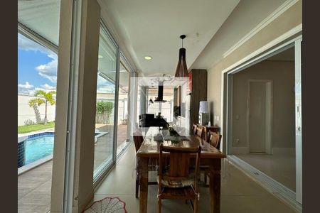 Casa de Condomínio à venda com 4 quartos, 241m² em Swiss Park, Campinas