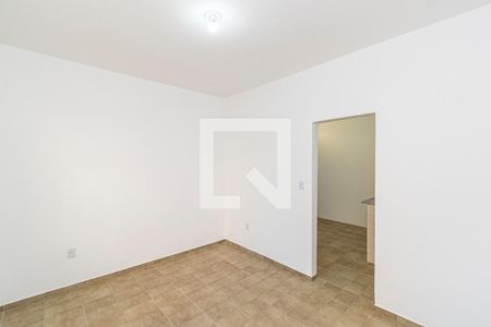 Kitnet de casa para alugar com 1 quarto, 35m² em Vicente de Carvalho, Rio de Janeiro