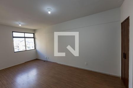 Sala 1 de apartamento para alugar com 2 quartos, 65m² em Santo Antônio, Belo Horizonte