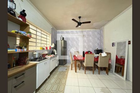 Sala/cozinha de casa à venda com 3 quartos, 120m² em Marechal Rondon, Canoas