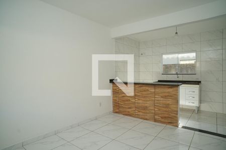Sala de casa para alugar com 2 quartos, 70m² em Parque Nanci, Maricá