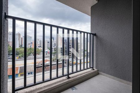 Sala/Cozinha - Varanda de kitnet/studio para alugar com 1 quarto, 25m² em Pinheiros, São Paulo